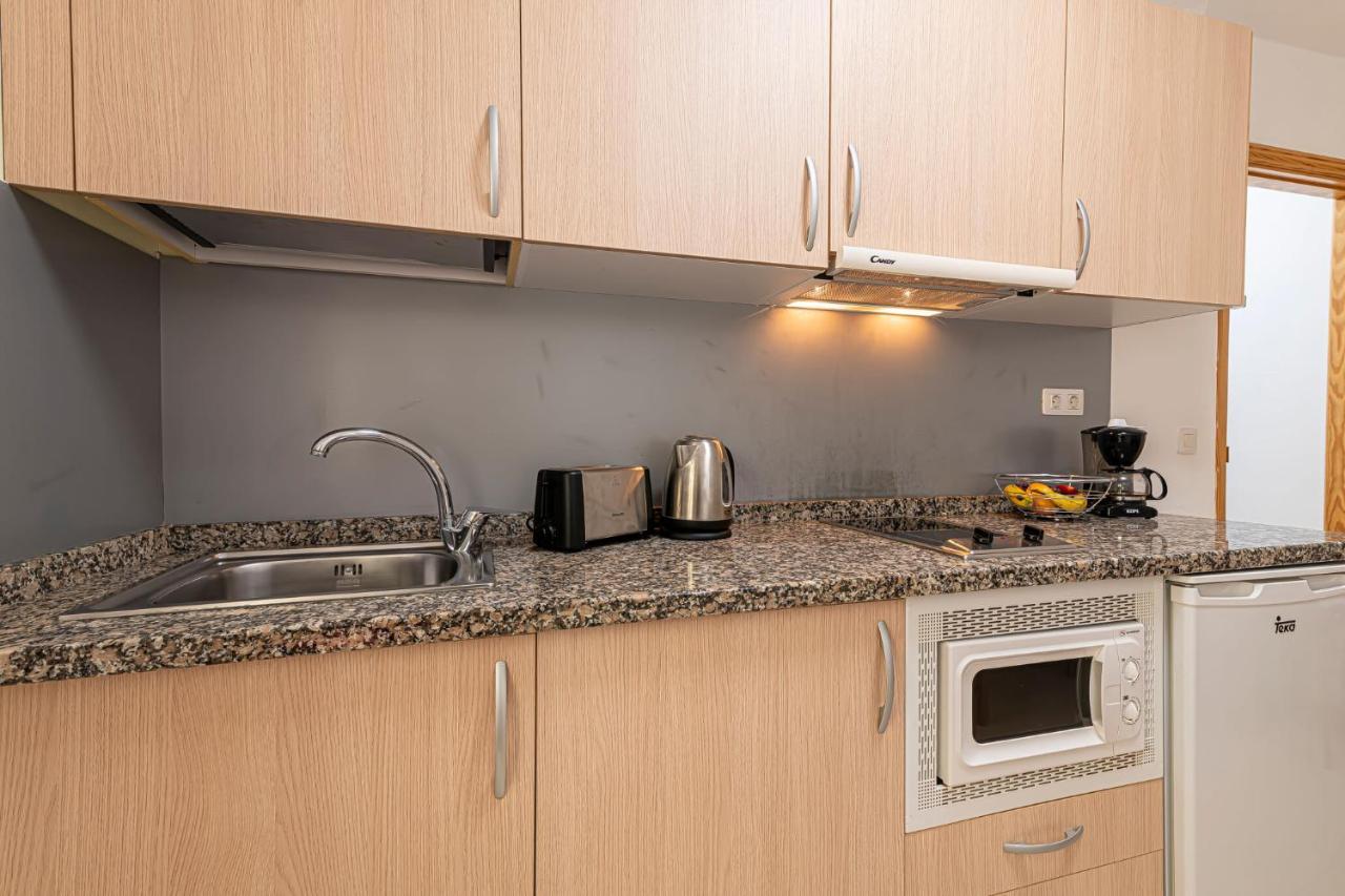 Apartamentos En El Centro De Los Cristianos Arona  Dış mekan fotoğraf
