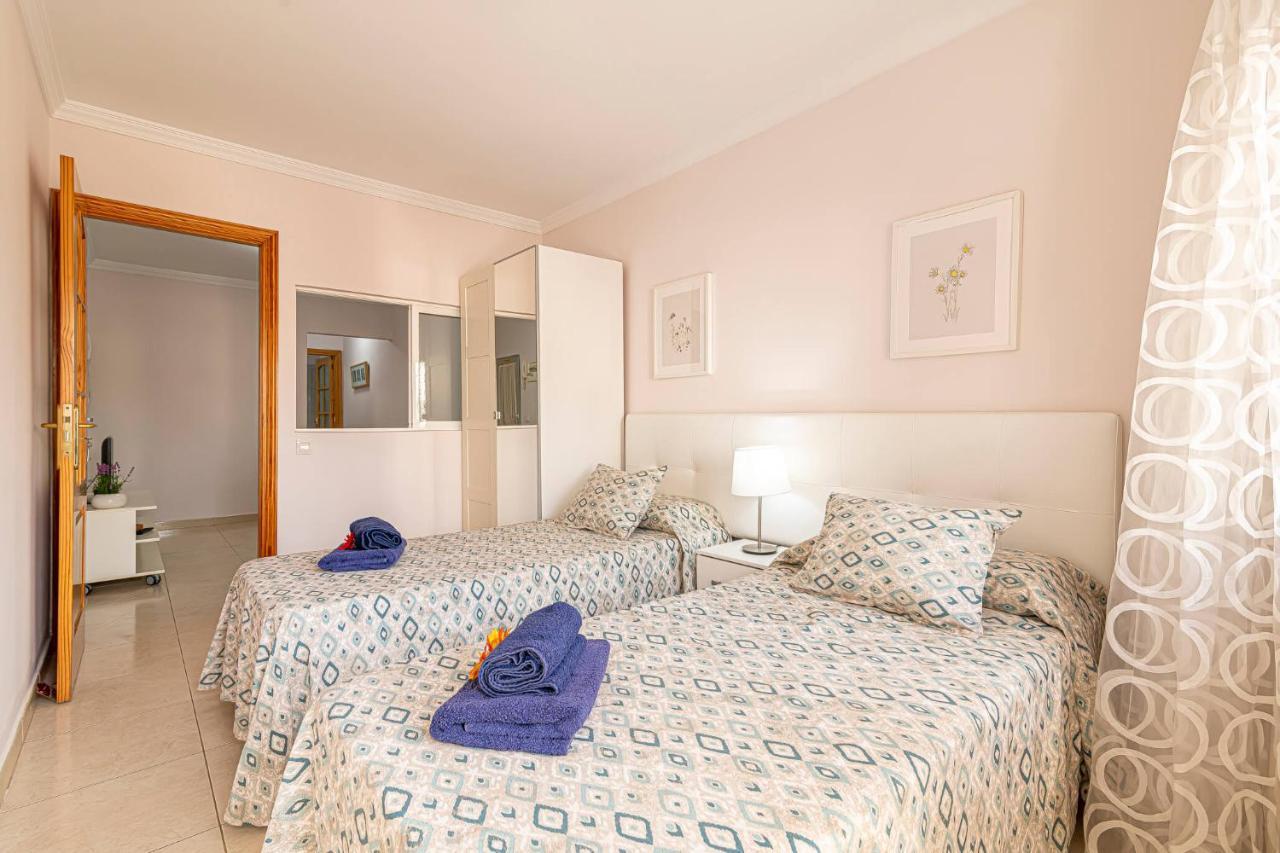 Apartamentos En El Centro De Los Cristianos Arona  Dış mekan fotoğraf