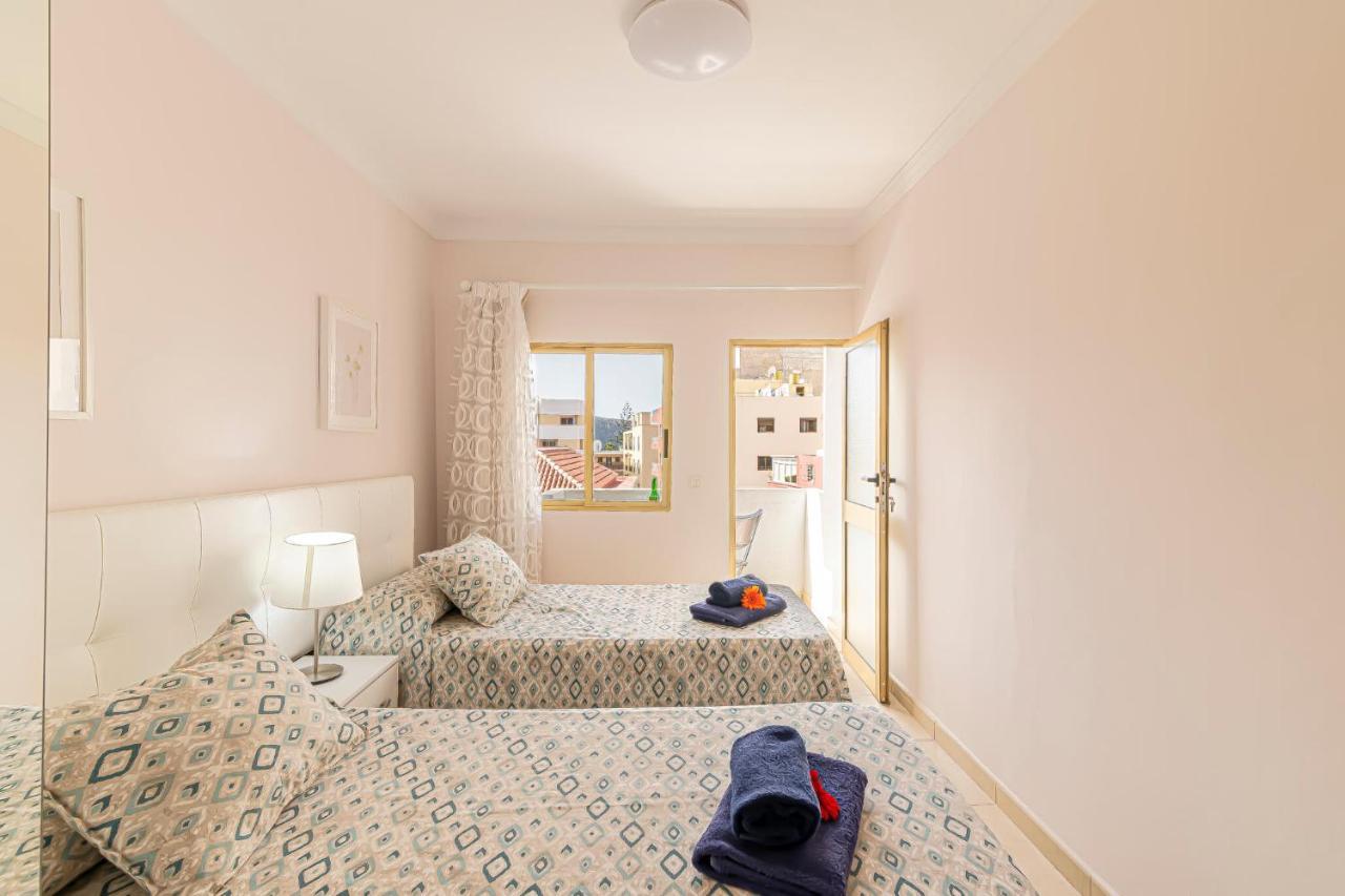 Apartamentos En El Centro De Los Cristianos Arona  Dış mekan fotoğraf