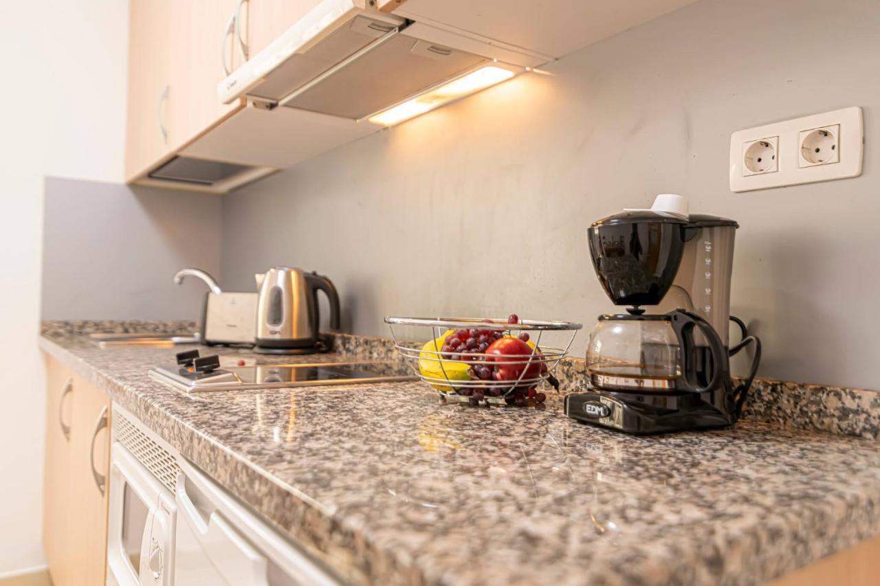 Apartamentos En El Centro De Los Cristianos Arona  Dış mekan fotoğraf