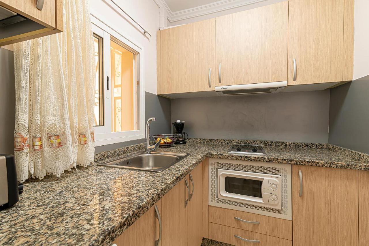 Apartamentos En El Centro De Los Cristianos Arona  Dış mekan fotoğraf