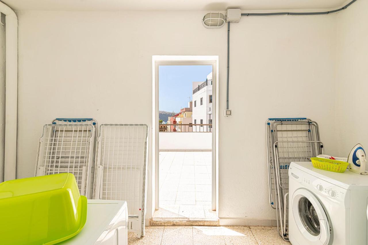 Apartamentos En El Centro De Los Cristianos Arona  Dış mekan fotoğraf