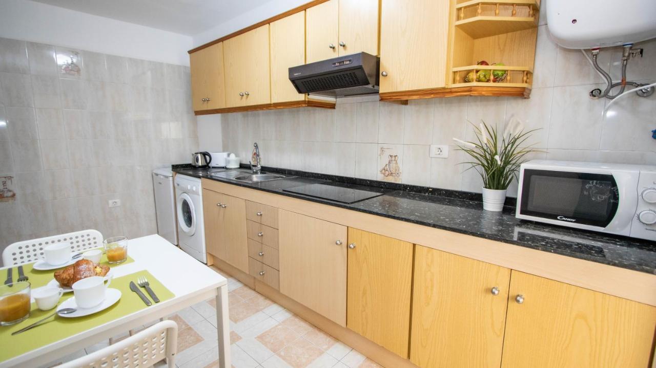 Apartamentos En El Centro De Los Cristianos Arona  Dış mekan fotoğraf