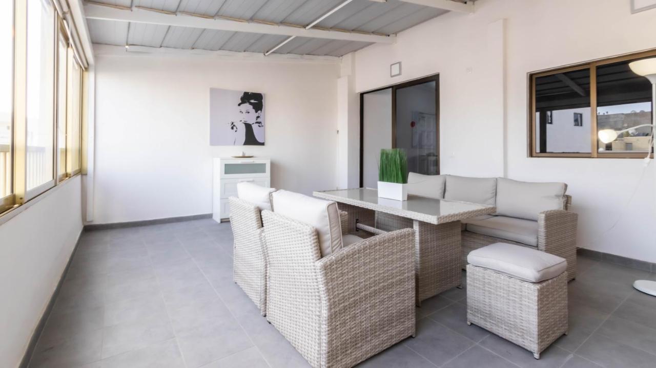 Apartamentos En El Centro De Los Cristianos Arona  Dış mekan fotoğraf