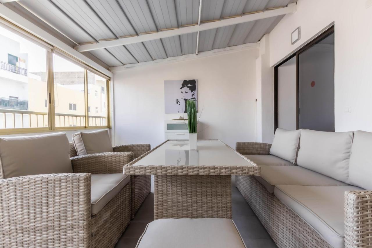 Apartamentos En El Centro De Los Cristianos Arona  Dış mekan fotoğraf